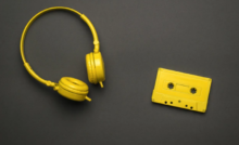 Wireless Earphones Under INR 2000